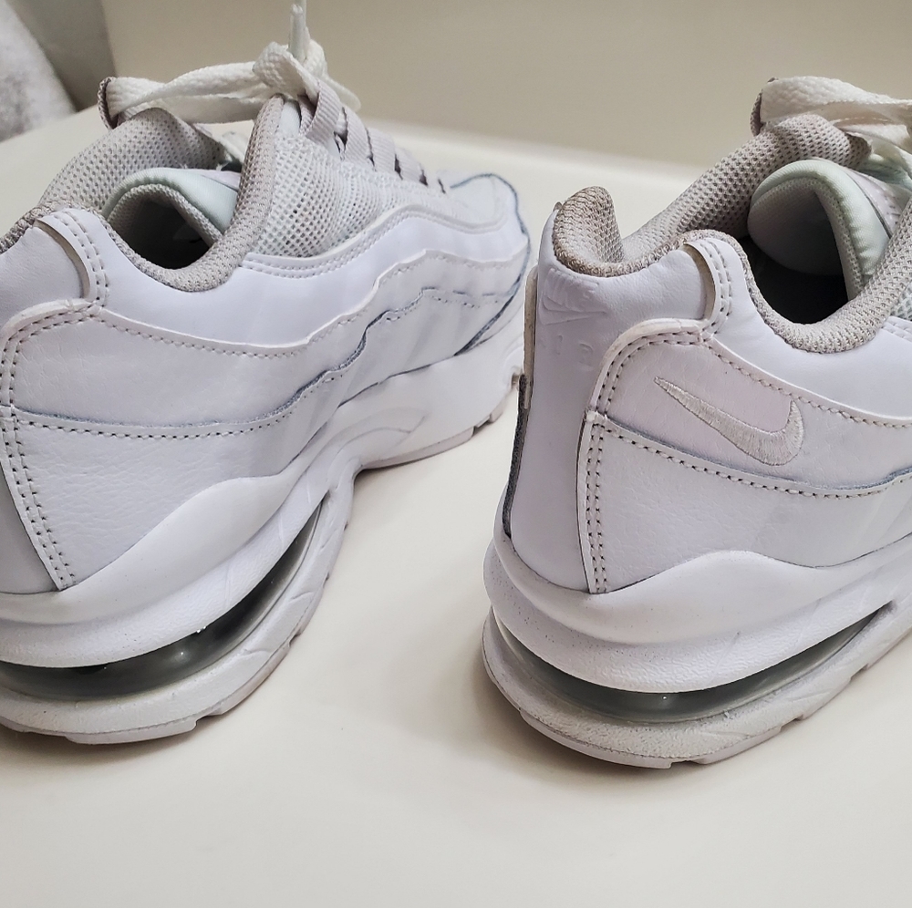 NIKE Air Max 95 GS White Vast Grey - Picture 8 of 13